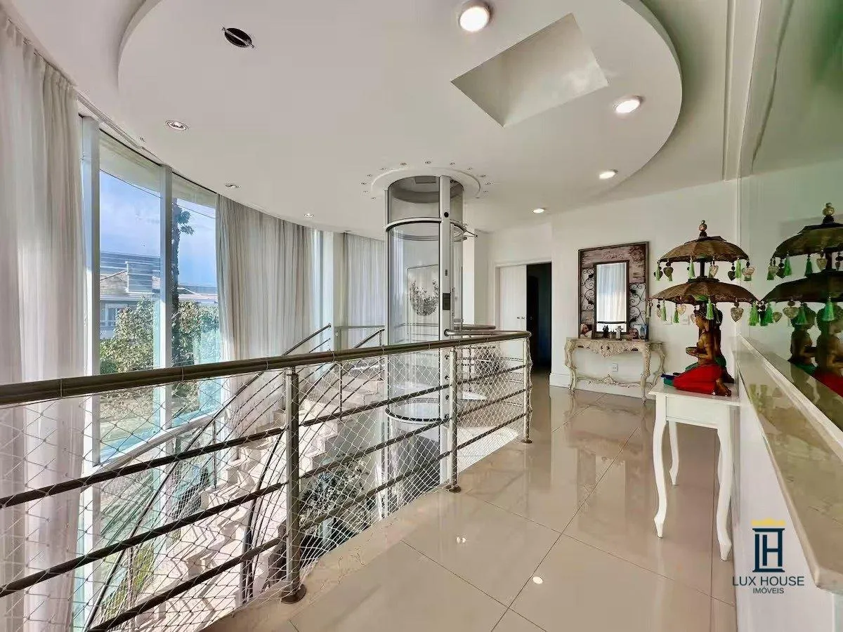 6-bedroom house with a bathtub in Florianópolis — photo 25