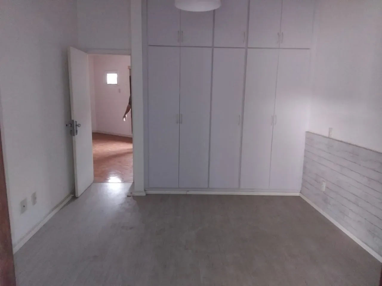 Triplex house with 7 bedrooms and 5 bathrooms — photo 32
