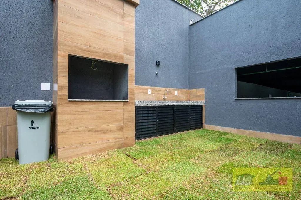 2-bedroom apartment with open-plan kitchen and gas stove — photo 12