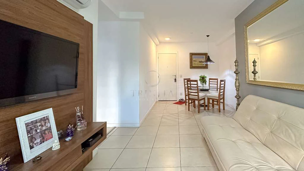 Furnished 2-bedroom apartment with en-suite and parking — photo 24
