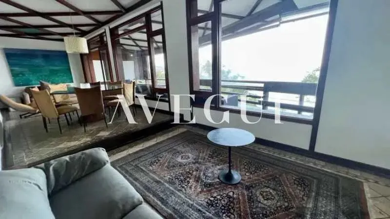 House with 5 bedrooms and closed kitchen, 700 m² — photo 13