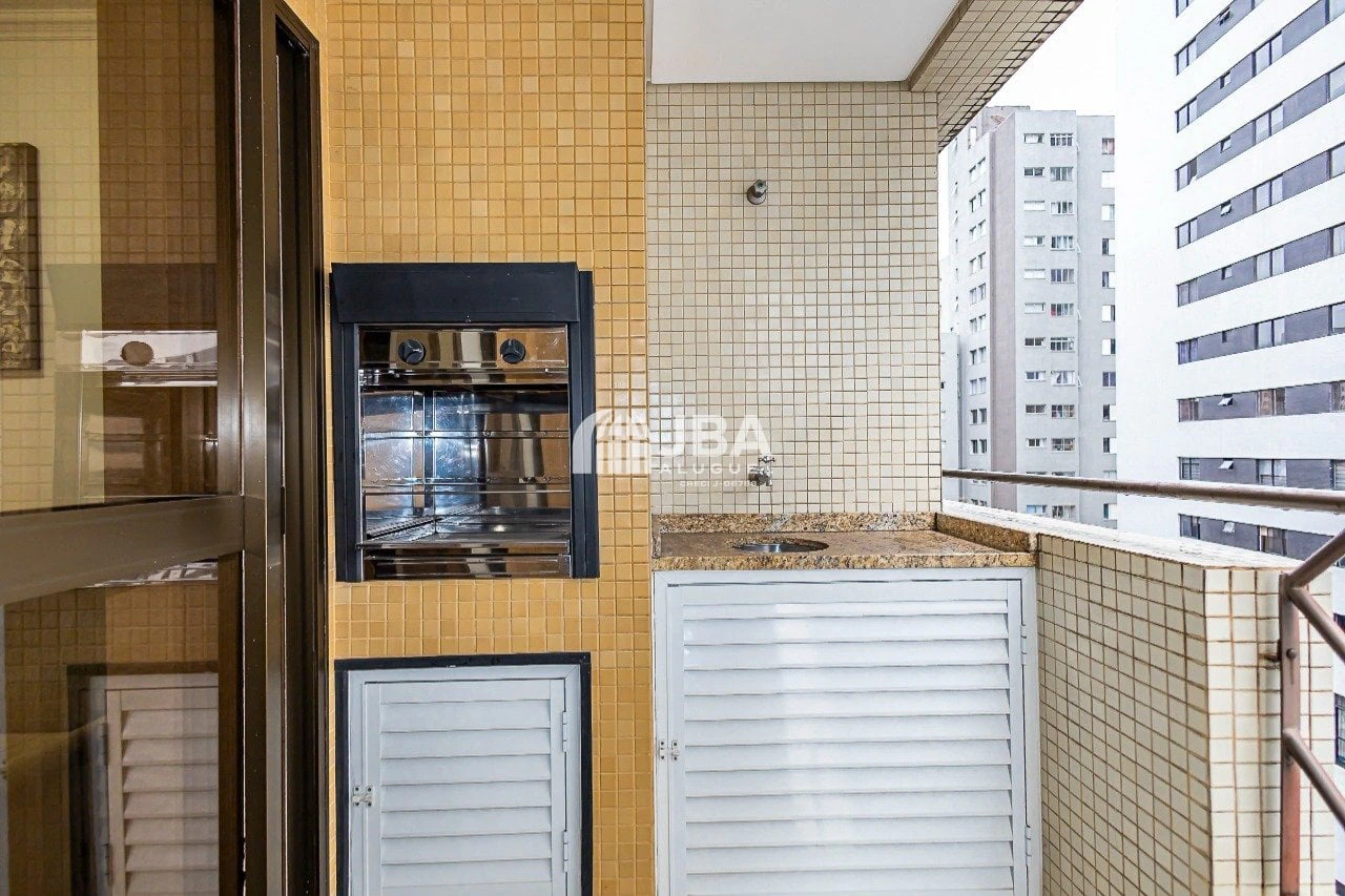 Washing machine in a one-bedroom apartment, 66 m² — photo 12