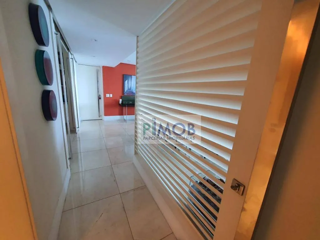 Furnished 260 m² apartment on the 23rd floor with 3 spots — photo 99