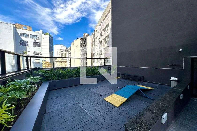 1-bedroom apartment with open-plan kitchen and 31 m² — photo 22