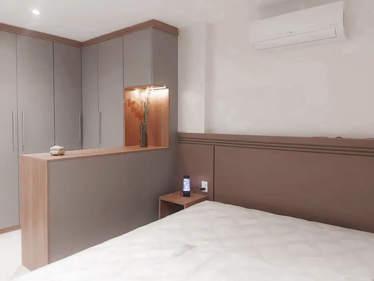 2-bedroom apartment, 1 with its own bathroom, 105 m² — photo 4