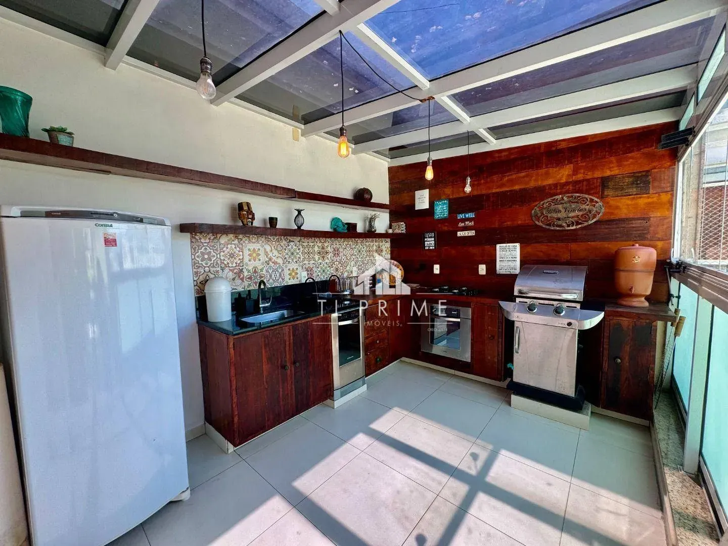 Furnished 4-bedroom penthouse with 205 m² — photo 2