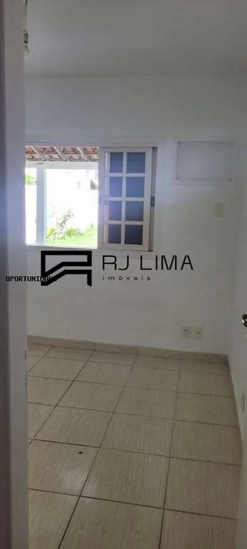 Casa em condomínio com 3 dormitórios e 220 m² — photo 4