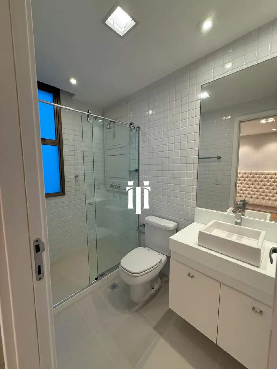3-suite apartment with 234 m² and an open-plan kitchen — photo 17
