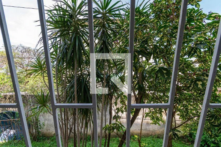 Apartamento de 2 quartos em condomínio com academia