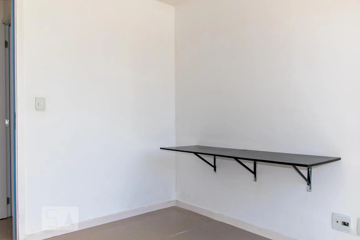 Unfurnished 3-bedroom apartment with en-suite baths — photo 15