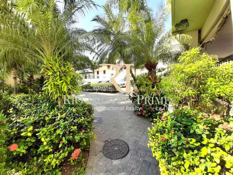 Apartamento com 2 quartos e 2 banheiros com vaga — photo 28