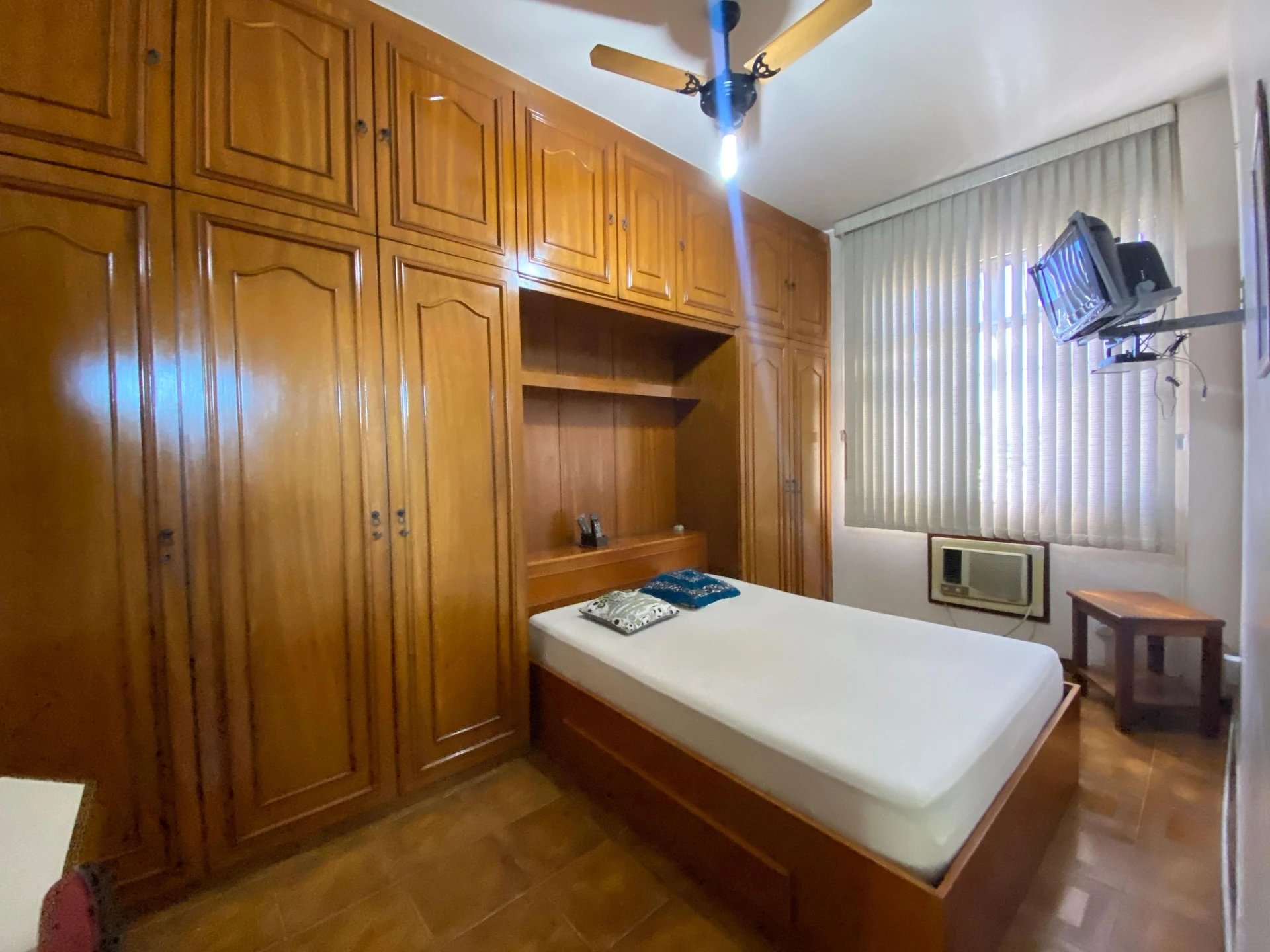 Furnished apartment, 90 m², with a home office