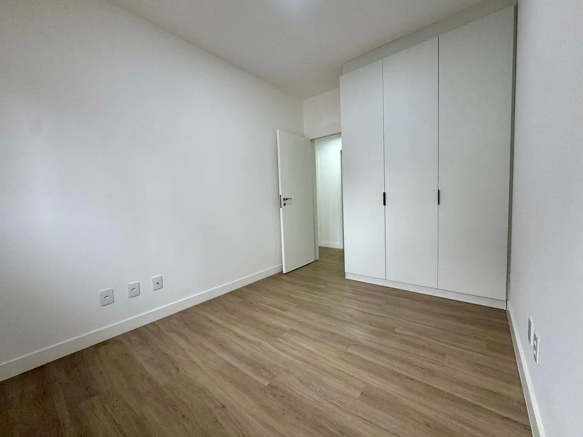 Вид на воду и 3 спальни: квартира 95 м² — photo 19