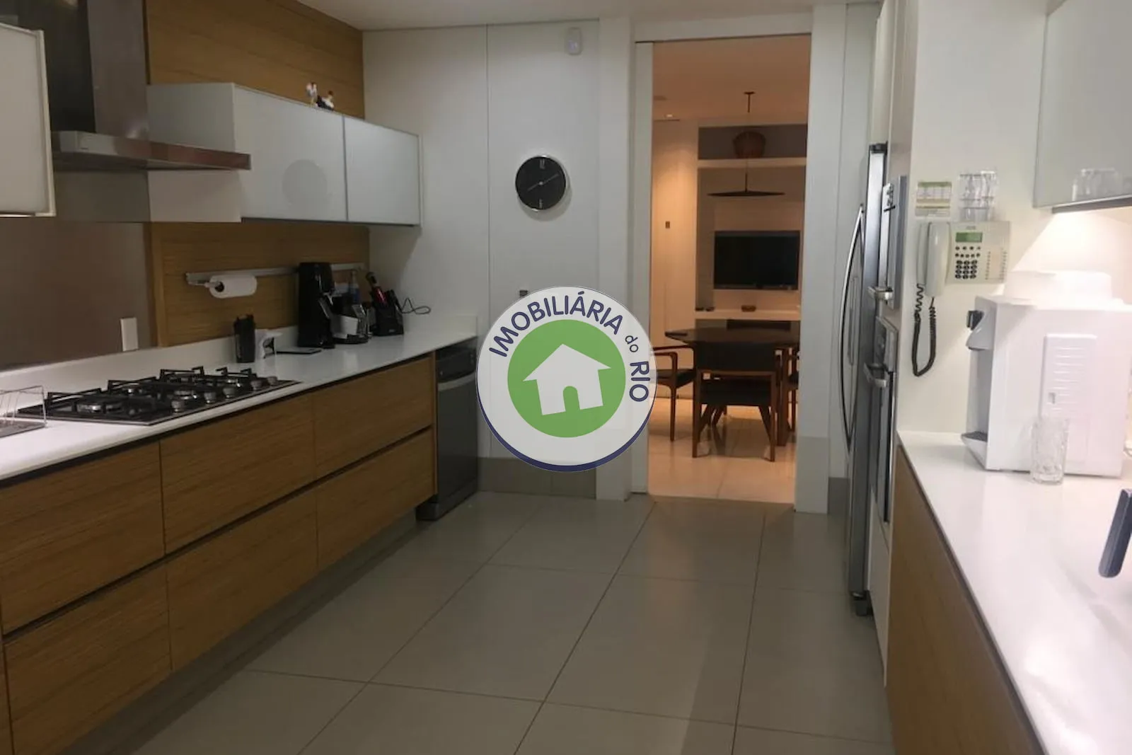 Apartamento mobiliado com 3 dormitórios e 5 banheiros — photo 16
