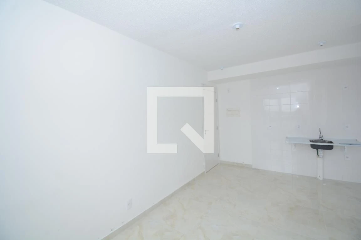 2-bedroom apartment in a building with a gym — photo 17