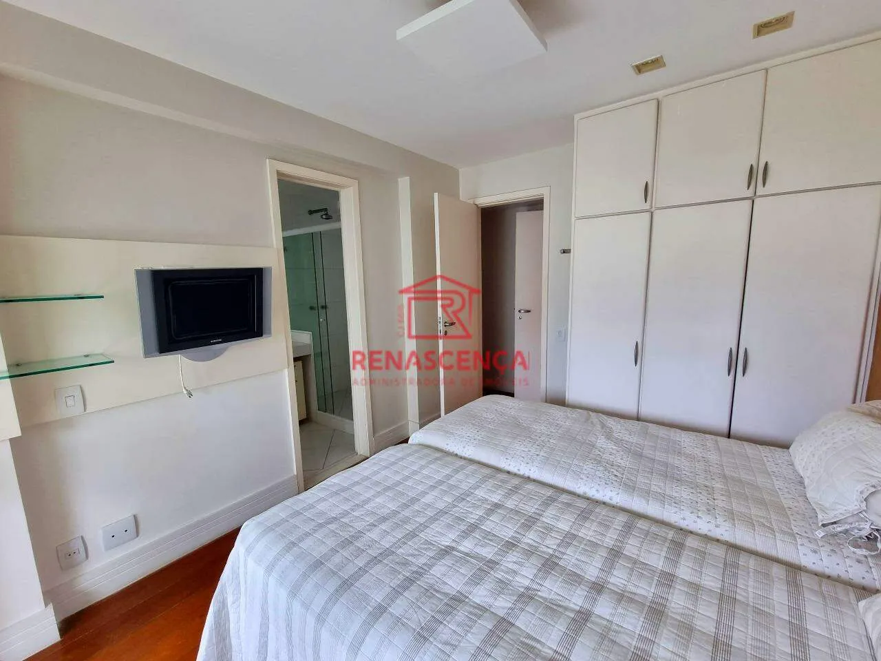 Furnished apartment with 3 bedrooms, 4 bathrooms and 2 parking — photo 11