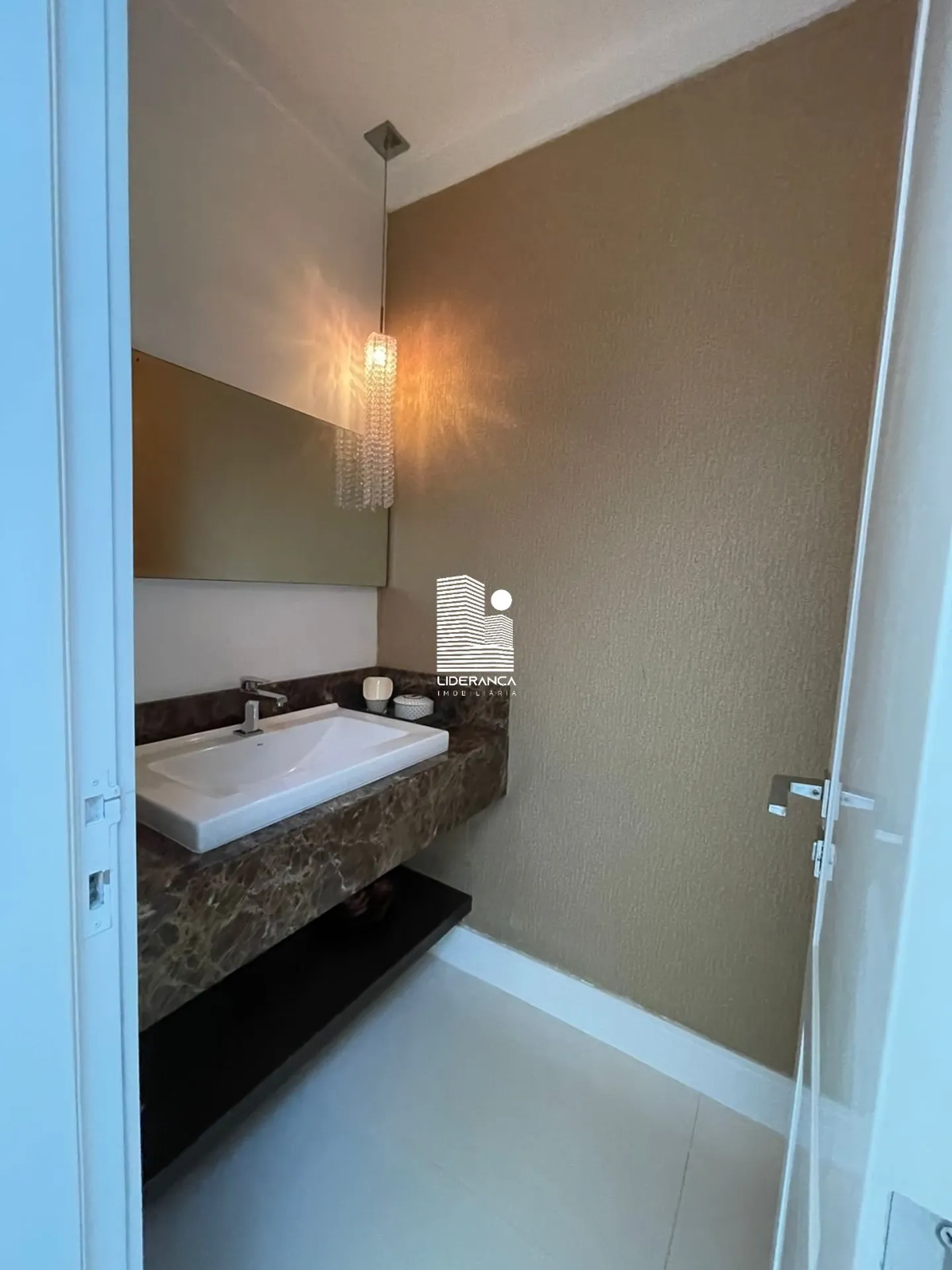 Casa mobiliada com 9 dormitórios e jardim privativo — photo 89