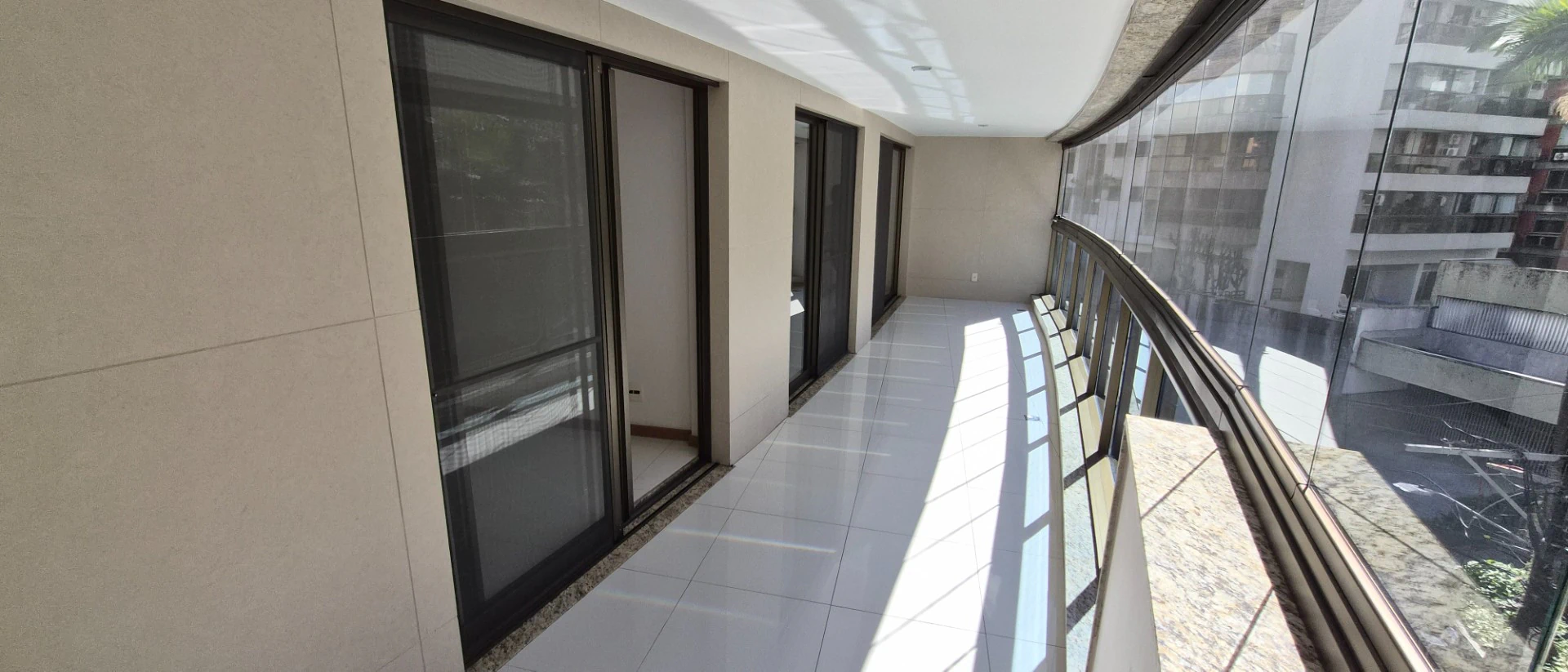 Apartamento de 150 m² com 4 quartos e 2 vagas — photo 5