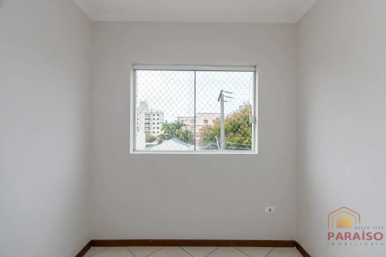 Rental apartment with 2 bedrooms and a balcony — photo 4