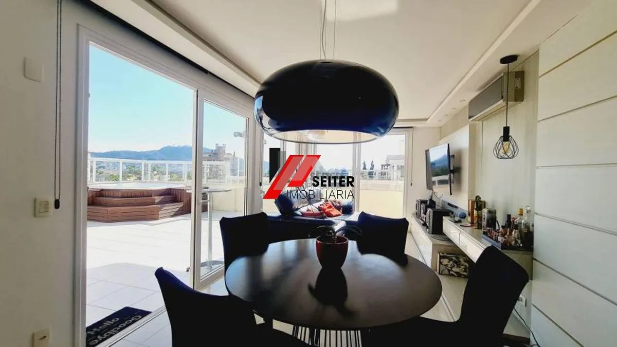 Меблированная квартира 227 м² с встроенным грилем на балконе — photo 14