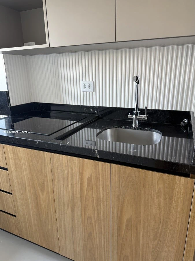 Furnished 85 m² apartment with 2 bedrooms and 1 parking — photo 44