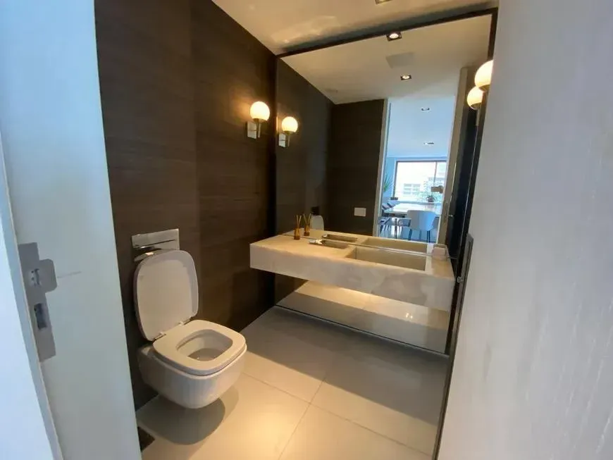 Apartamento sin muebles con 4 dormitorios y 5 baños — photo 26