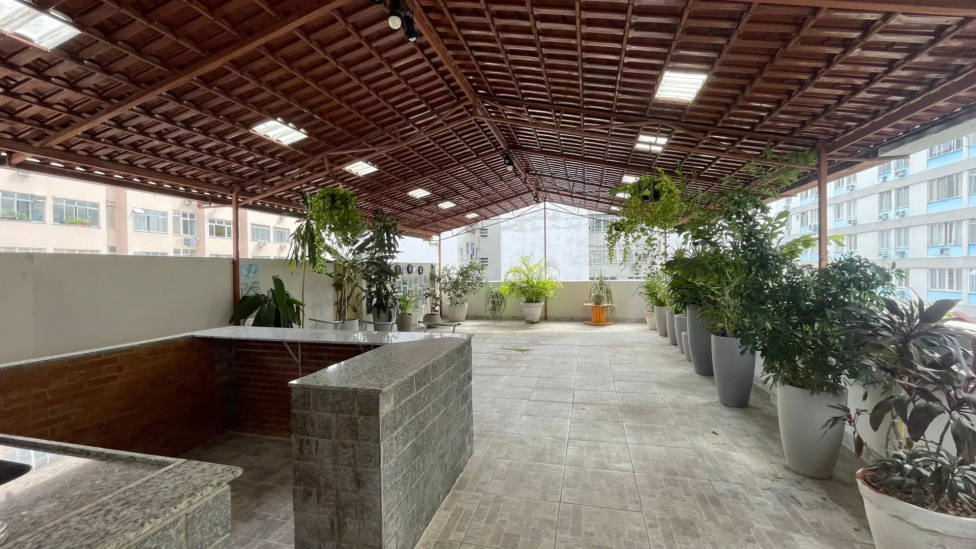 Робоче місце та 2 спальні: квартира 61 м² — photo 27
