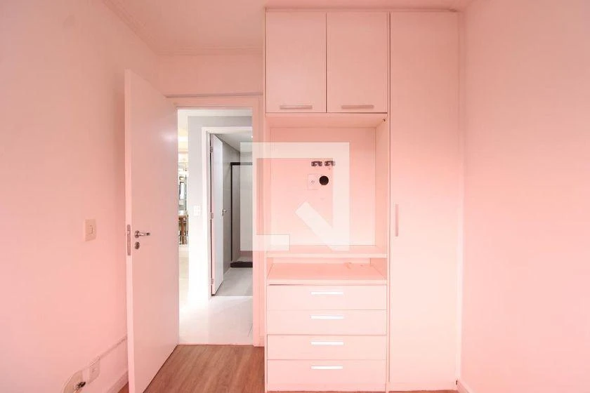 Apartamento de 2 quartos em condomínio com academia — photo 17