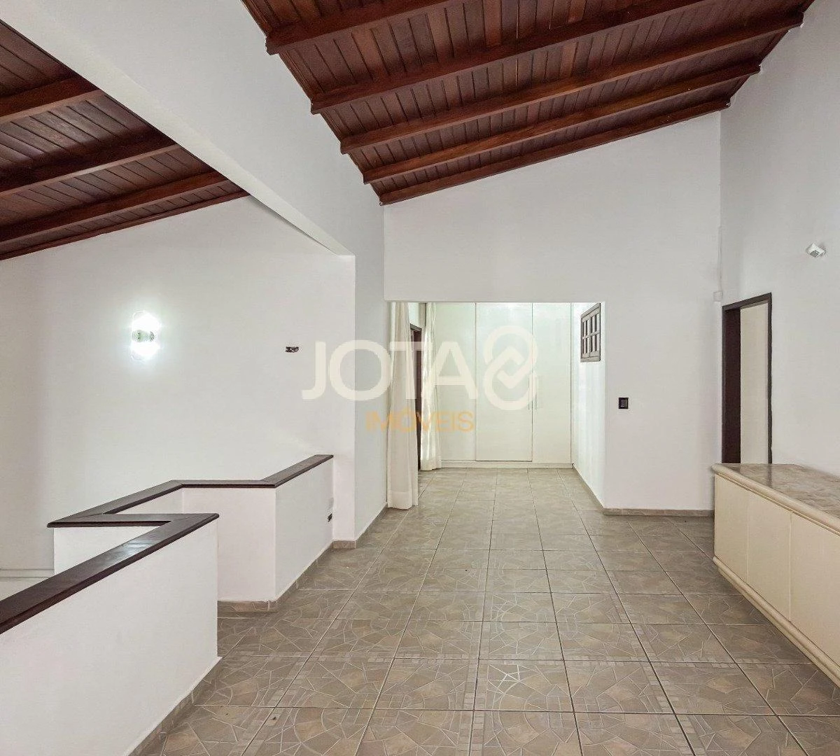Ванна та 3 спальні: будинок 300 м² — photo 41