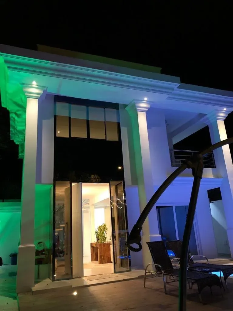 Casa com 5 quartos, 3 suítes e piscina ao ar livre — photo 25