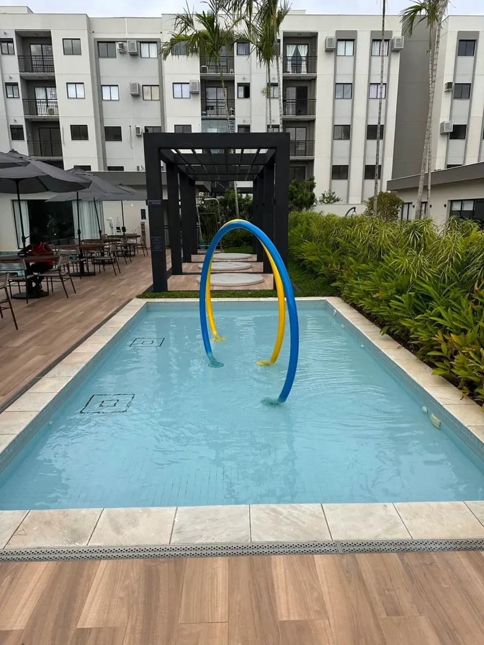 Apartamento mobiliado de 2 quartos com jardim — photo 20