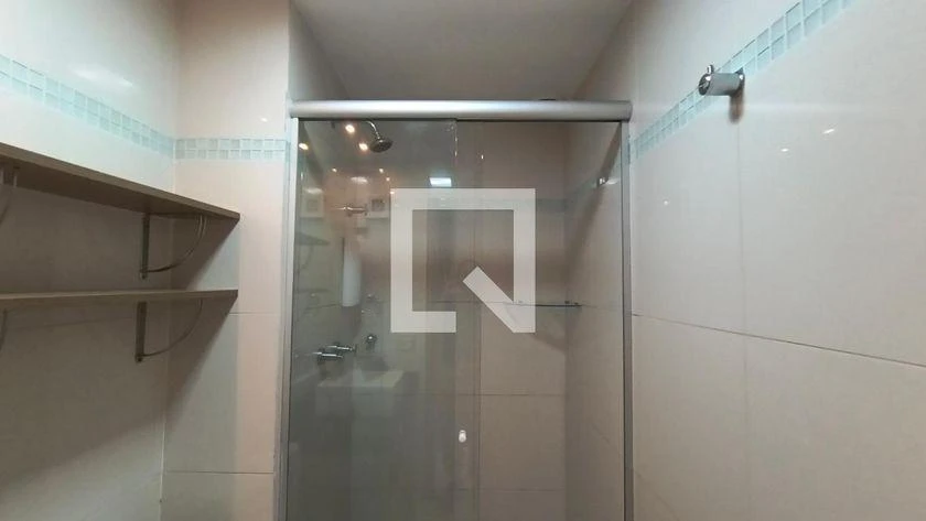 3-bedroom apartment in a building with a gym — photo 31