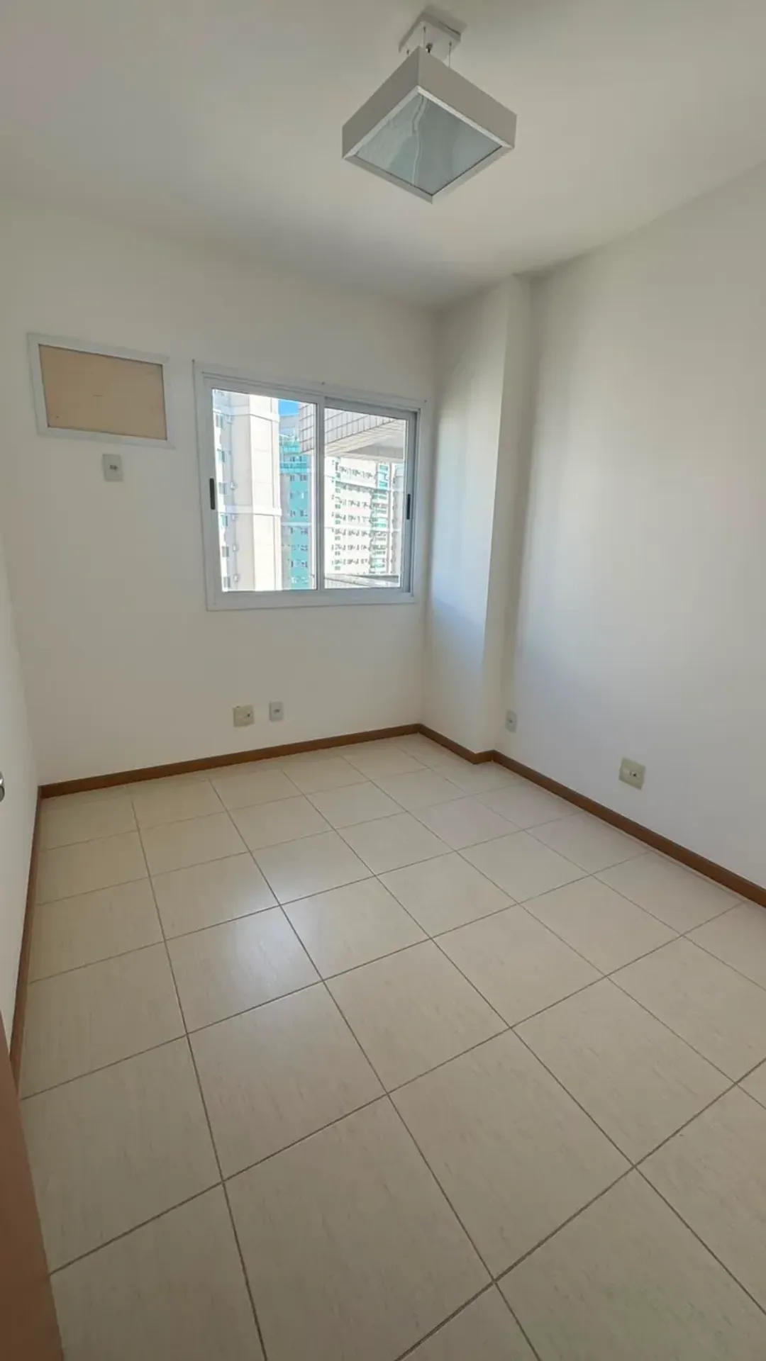 Furnished apartment, 70 m², with a grill on the balcony — photo 21