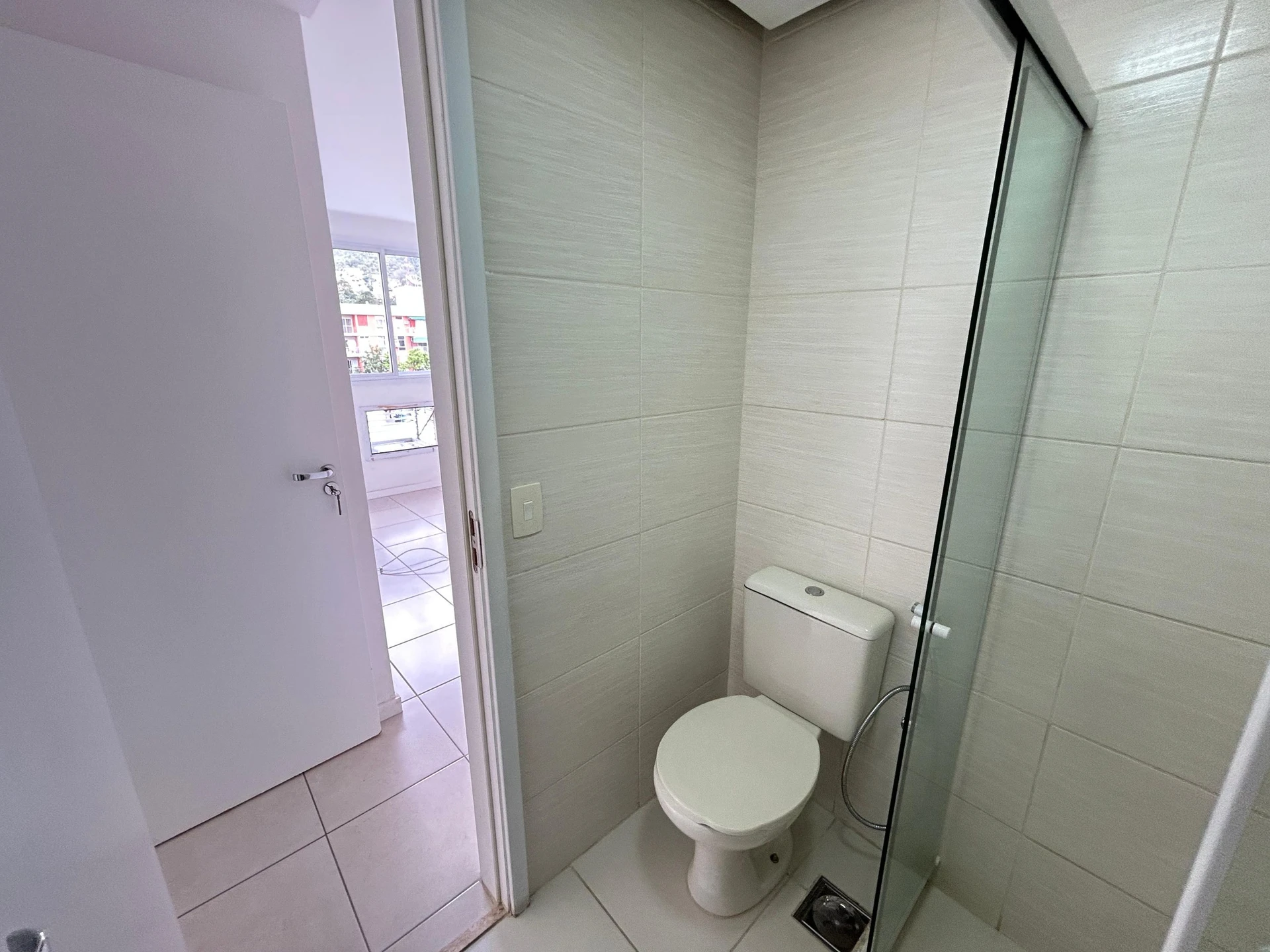 2-bedroom apartment with a mountain view in Rio de Janeiro — photo 40