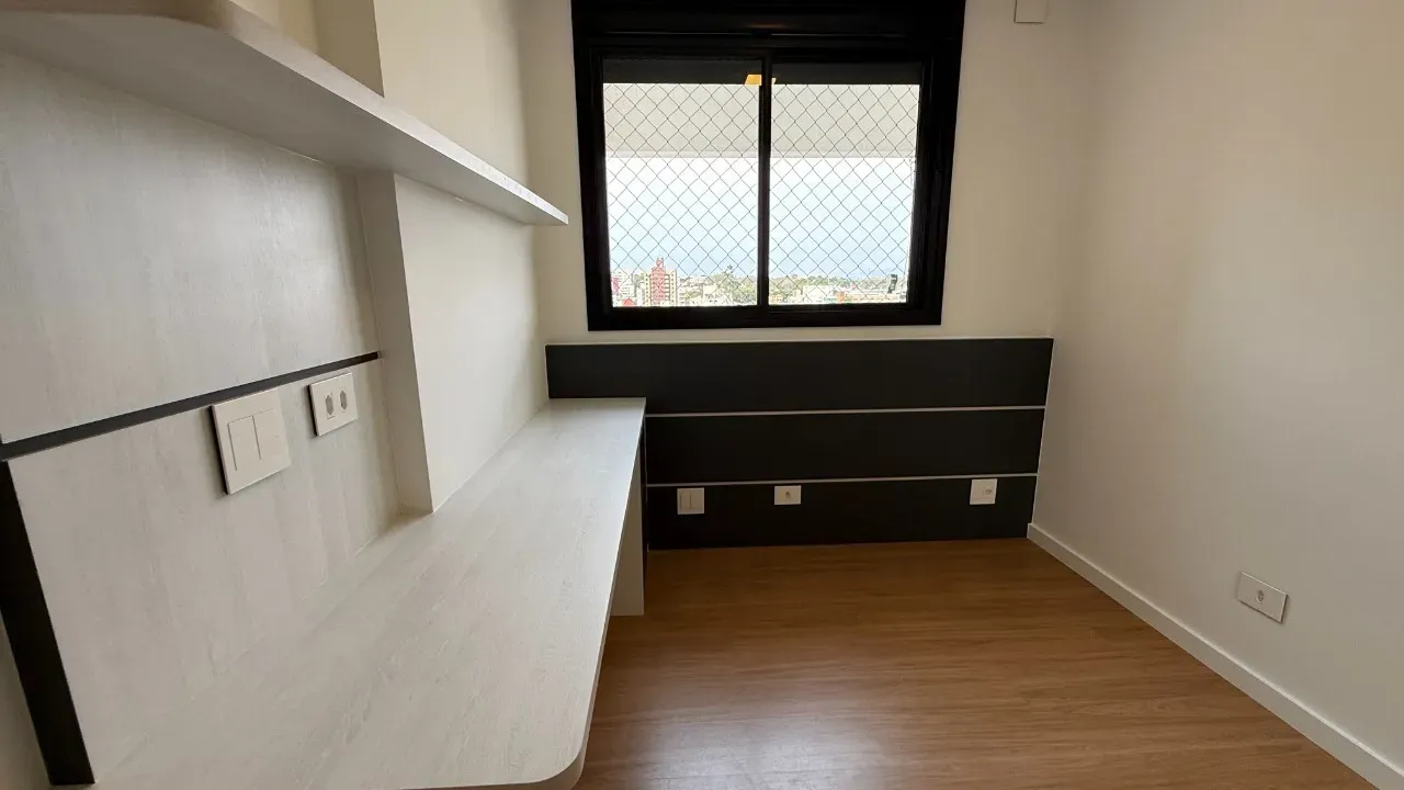 Apartment, 89 m², with a grill on the balcony — photo 18