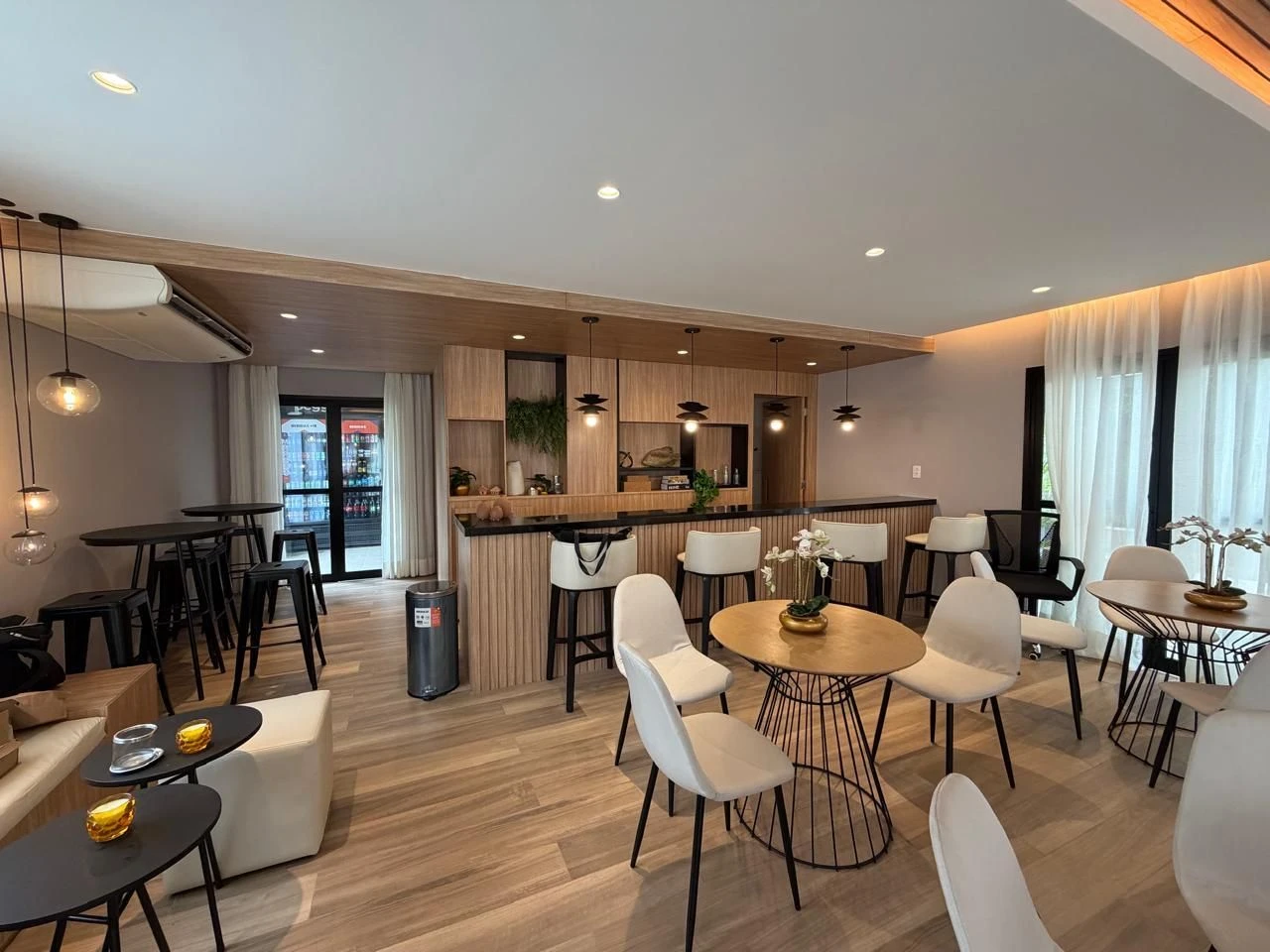 Apartamento para alugar com 2 quartos e varanda — photo 14