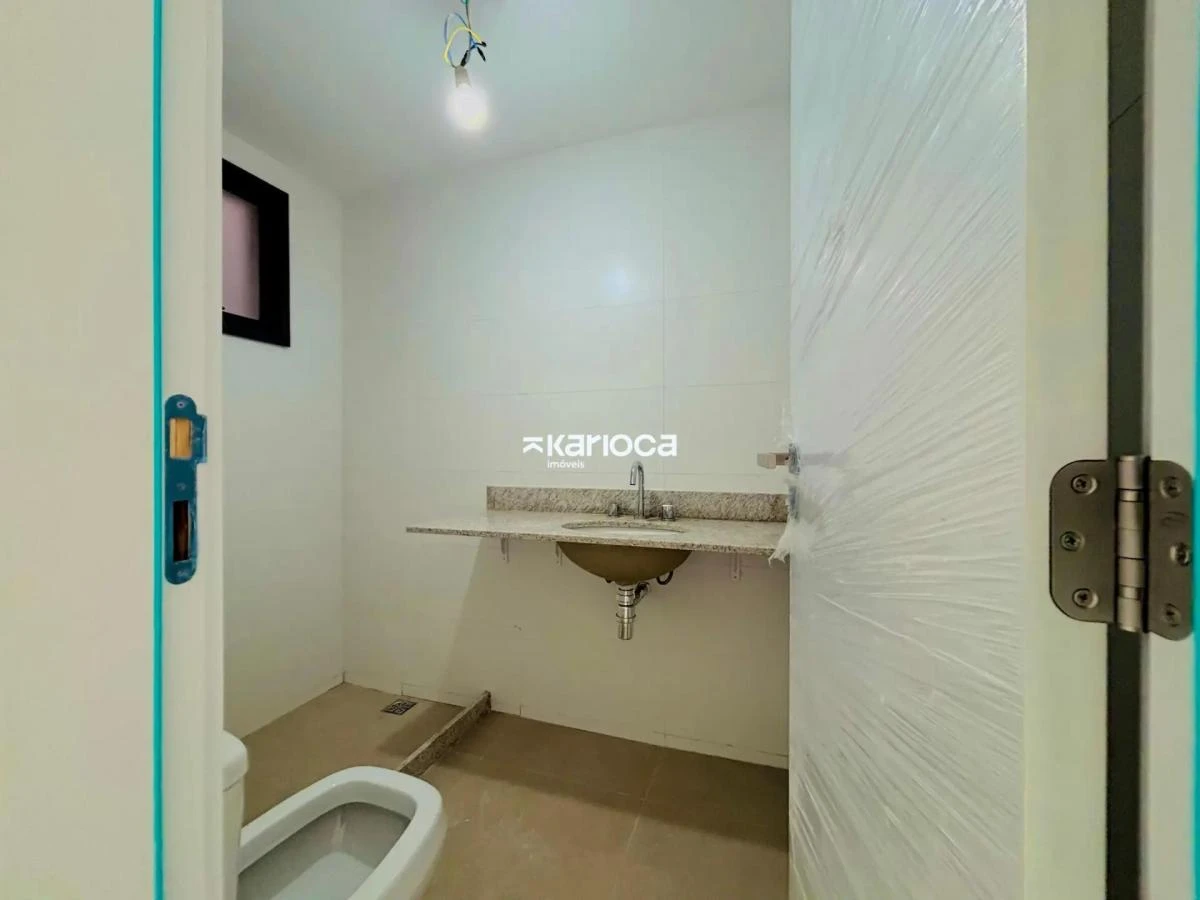 3-bedroom apartment with a home office in Rio de Janeiro — photo 43