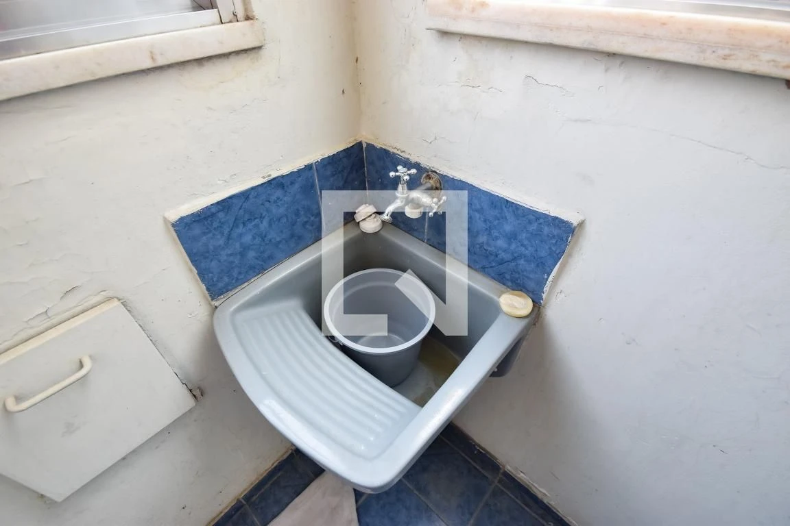 Apartamento mobiliado com 4 quartos e cozinha separada — photo 9