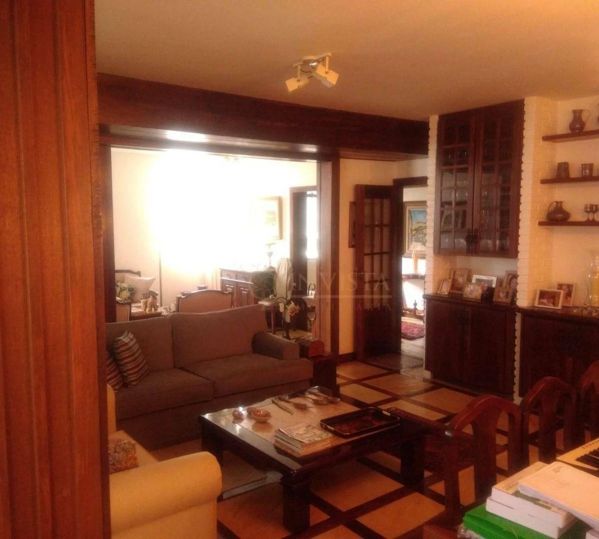 Apartamento semimobiliado com 4 quartos e 327 m² — photo 9