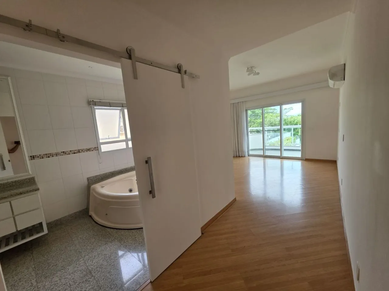 Casa con ventanales de piso a techo en Rio de Janeiro — photo 18
