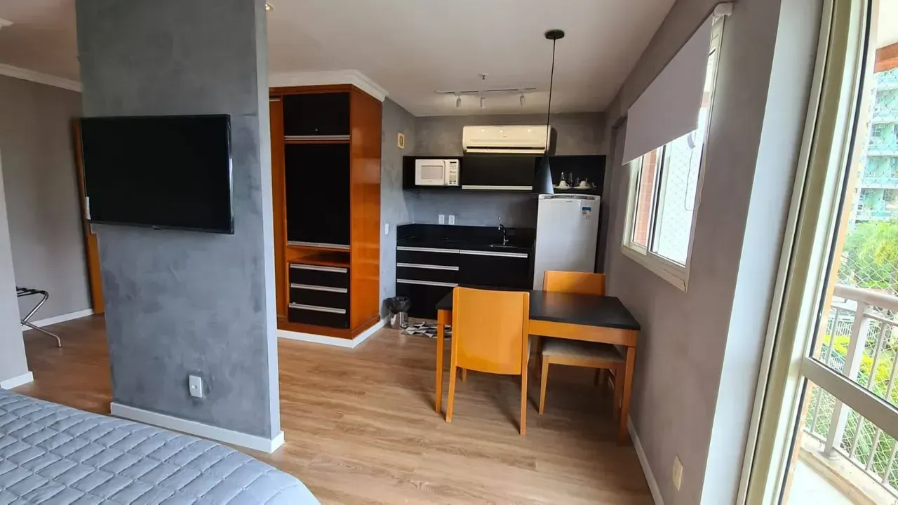 Apartamento mobiliado com 1 quarto e 1 vaga — photo 2