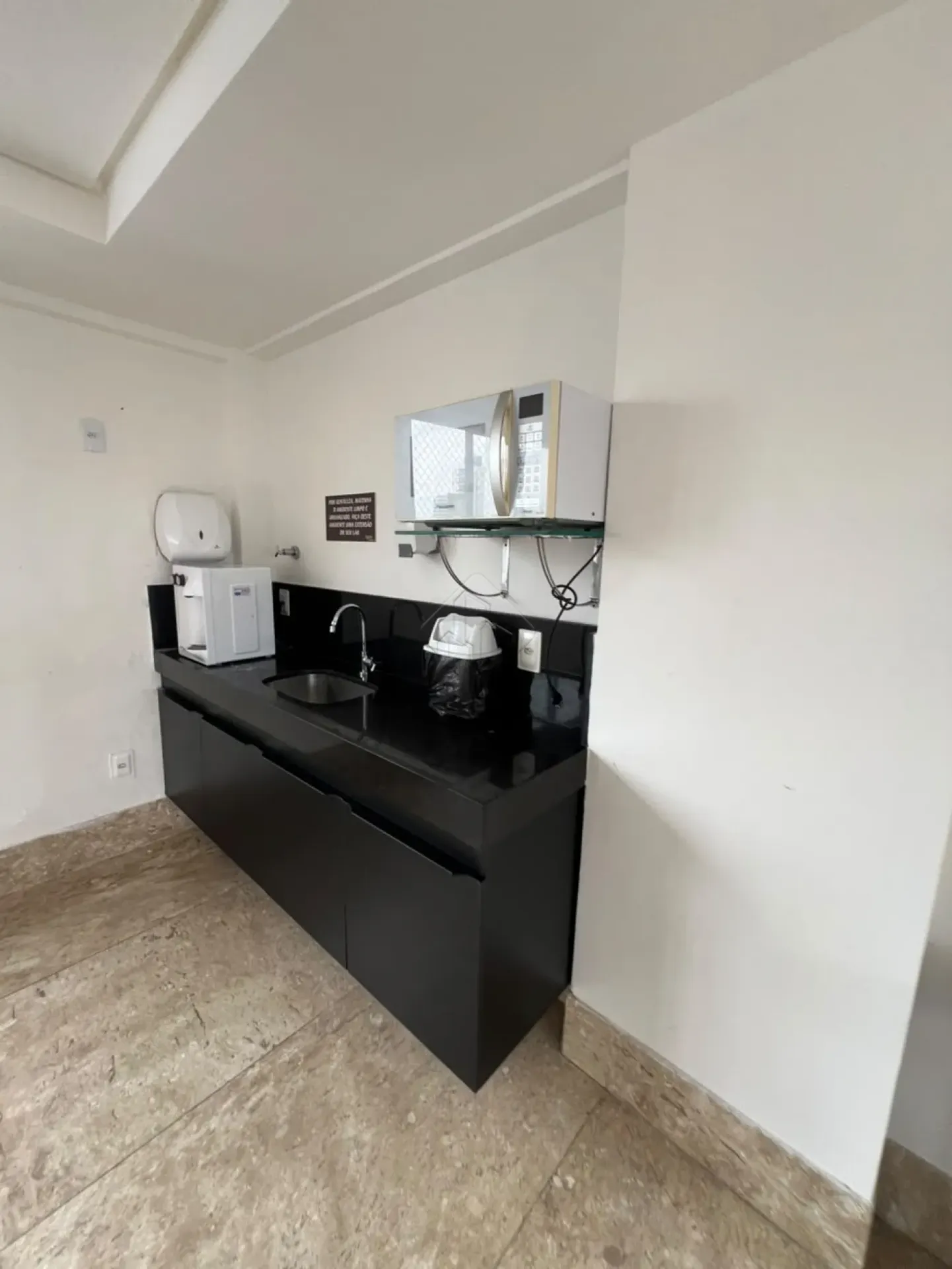 Furnished 2-bedroom apartment with 1 parking spot, 11th floor — photo 11