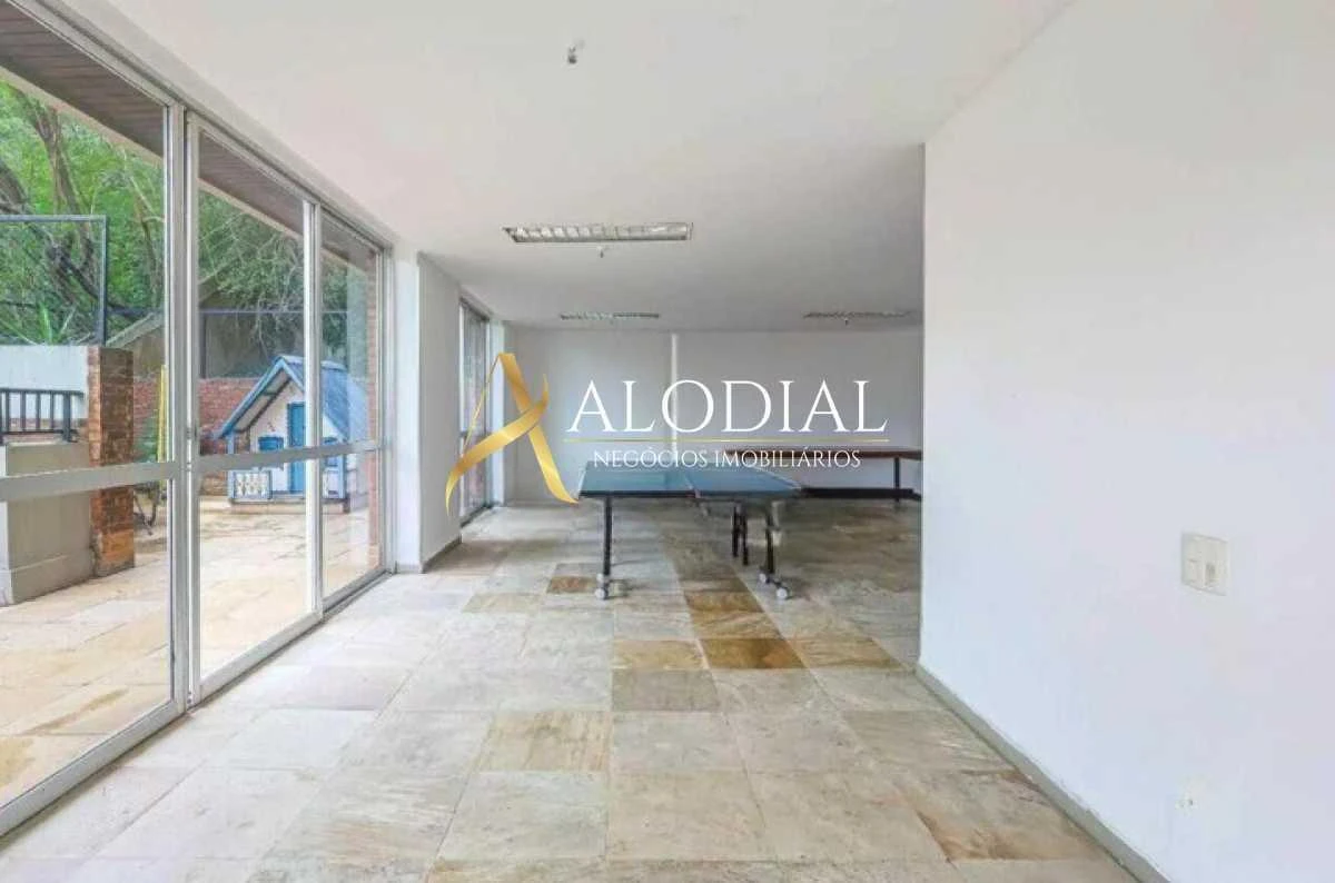 Apartamento mobiliado com 4 quartos e 178 m² — photo 24