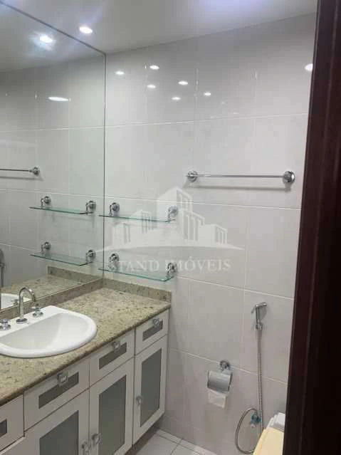 Apartamento de 3 quartos com 179 m² e 1 vaga — photo 18