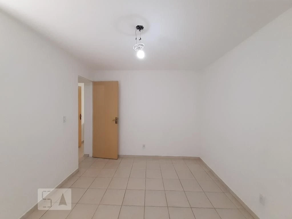 Rental apartment with 2 bedrooms and a balcony — photo 17