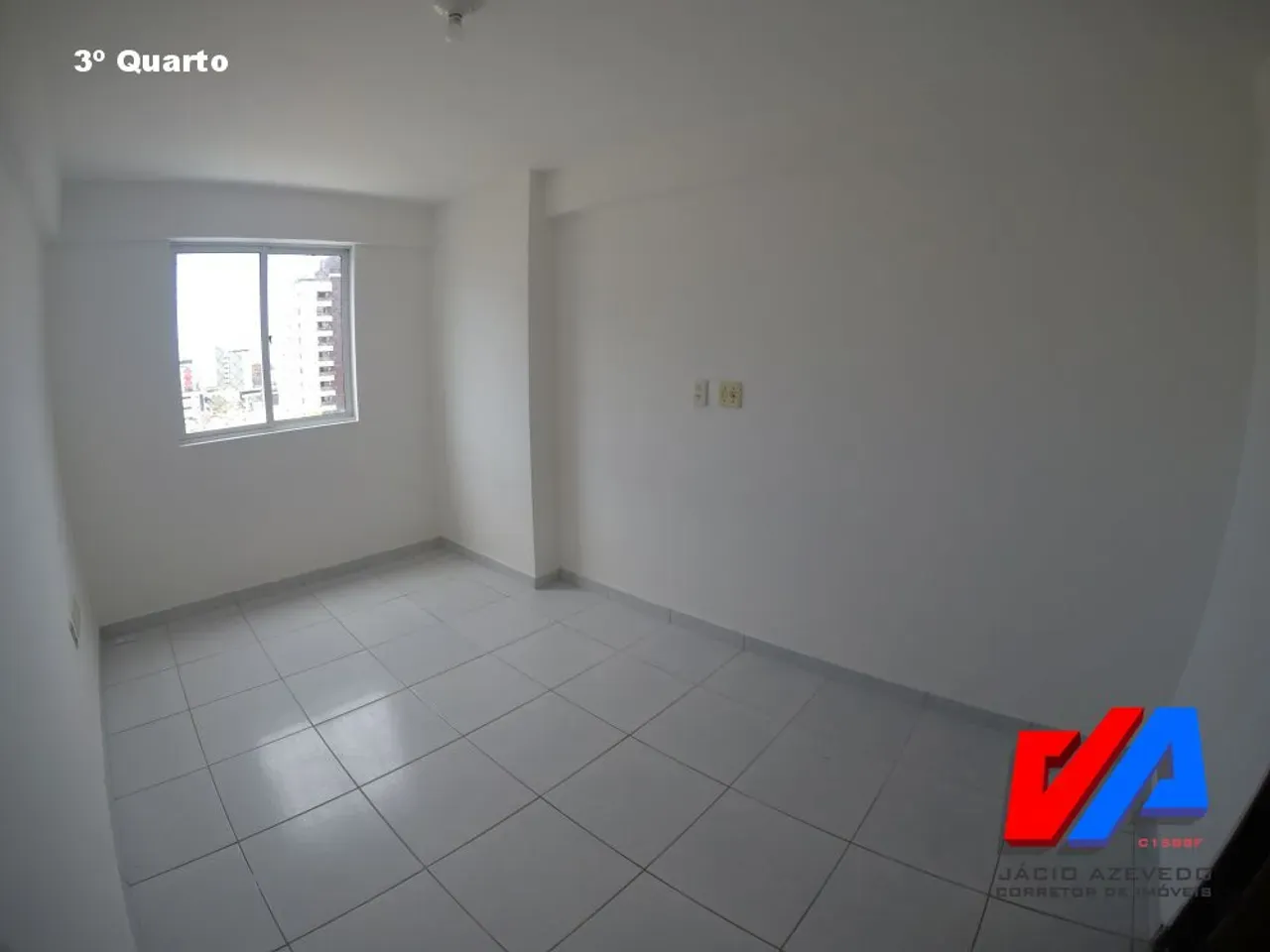 3-bedroom apartment in a building with a gym — photo 16