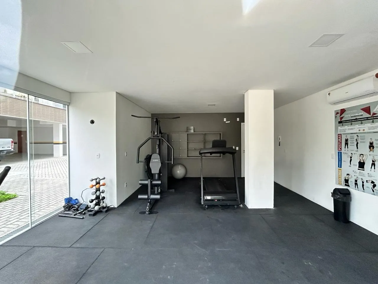 3-bedroom apartment with a washing machine in Florianópolis — photo 36