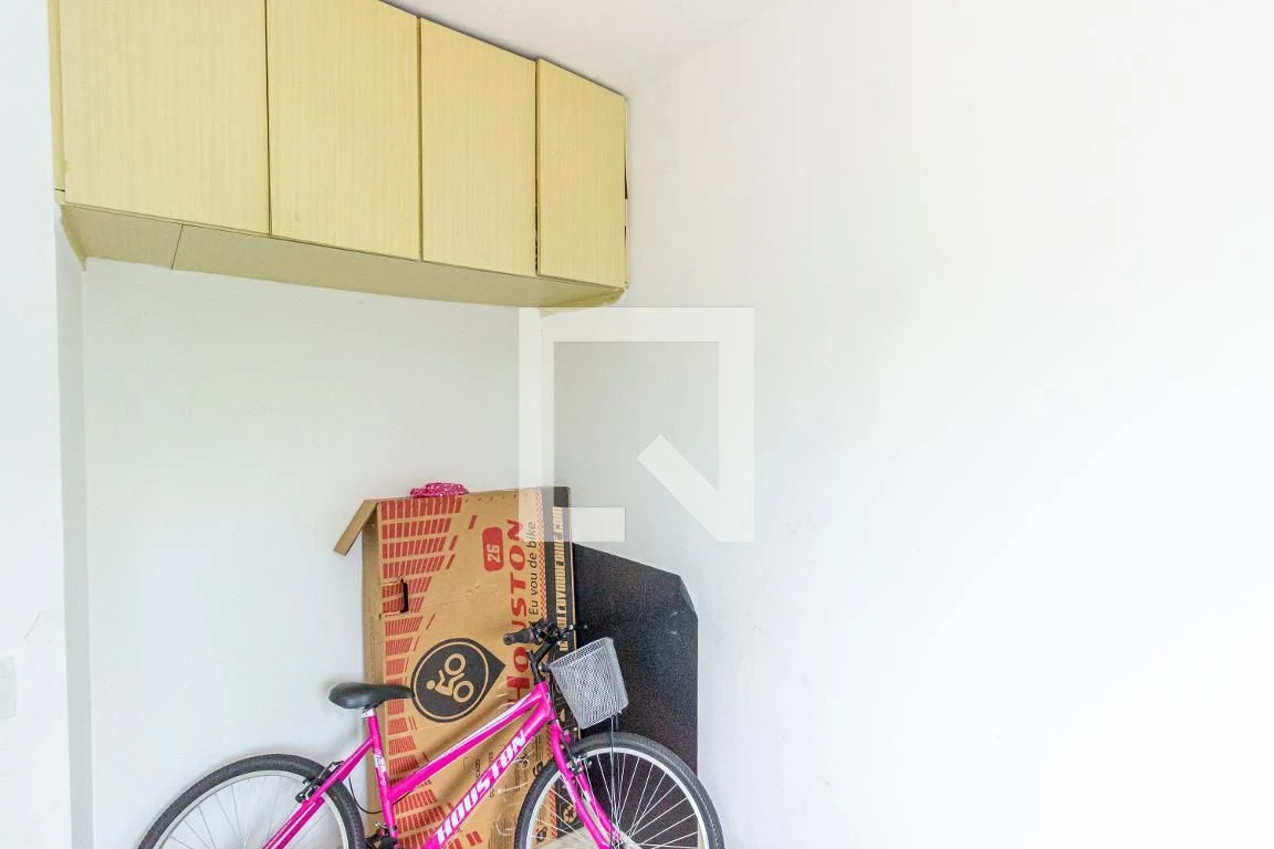 Furnished apartment with 2 bedrooms and a balcony — photo 42