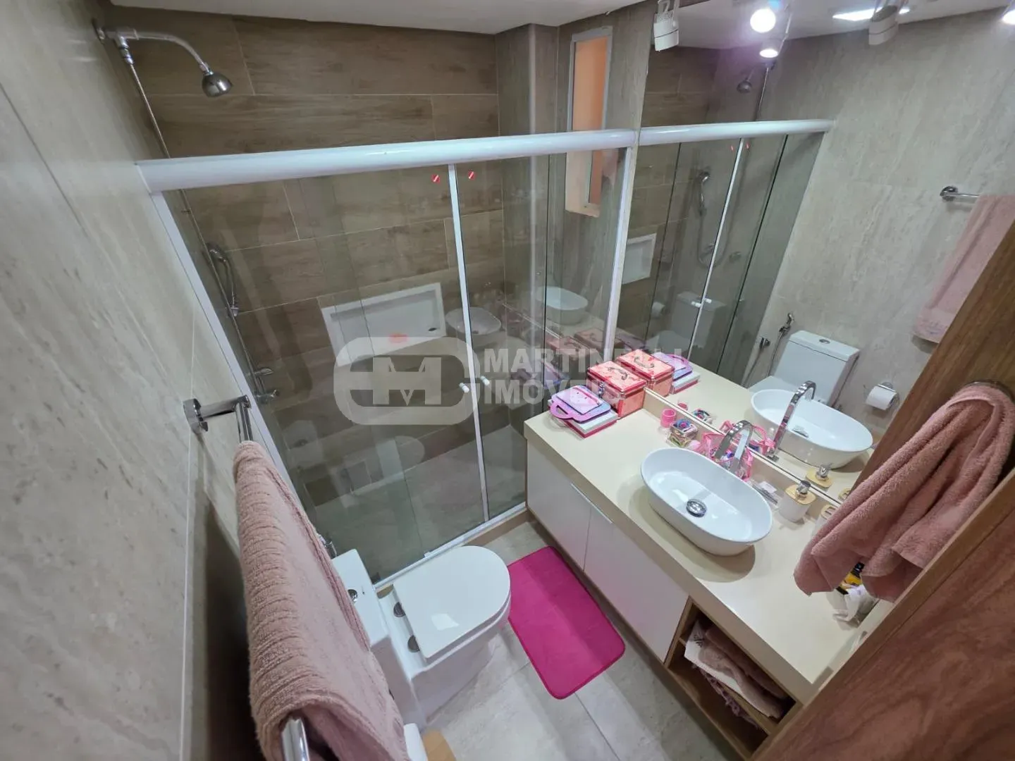 Apartamento com 3 quartos e 3 suítes com varanda envidraçada — photo 26