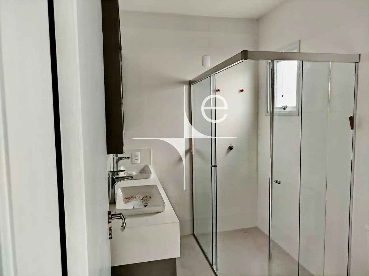 Casa com 4 suítes e 217 m², 1 vaga e 1º andar — photo 21